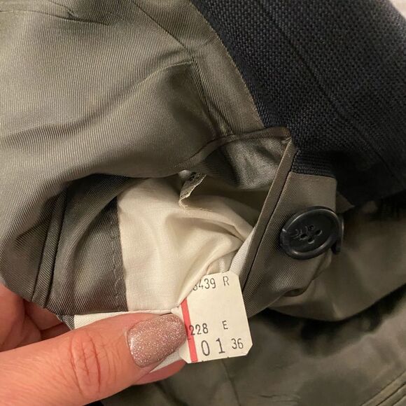 Pierre Cardin suit blazer - Picture 6 of 9